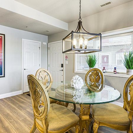 Waterfront Lake Ozark Condo With Deck And Pools Bagian luar foto