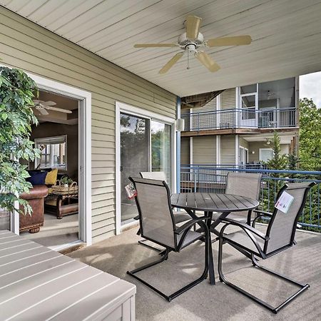 Waterfront Lake Ozark Condo With Deck And Pools Bagian luar foto